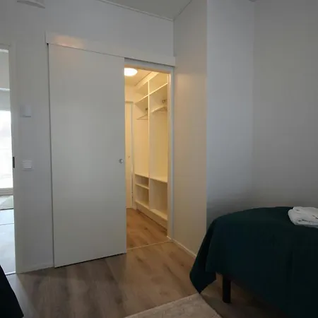 Apartment Convenient For 6